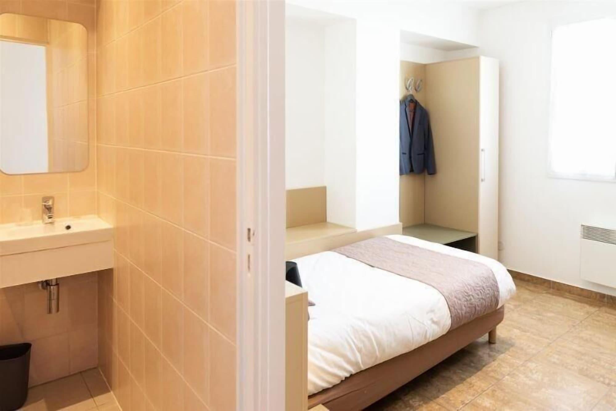 אונאי-סו-בואה Hotel Le Saint Germain מראה חיצוני תמונה