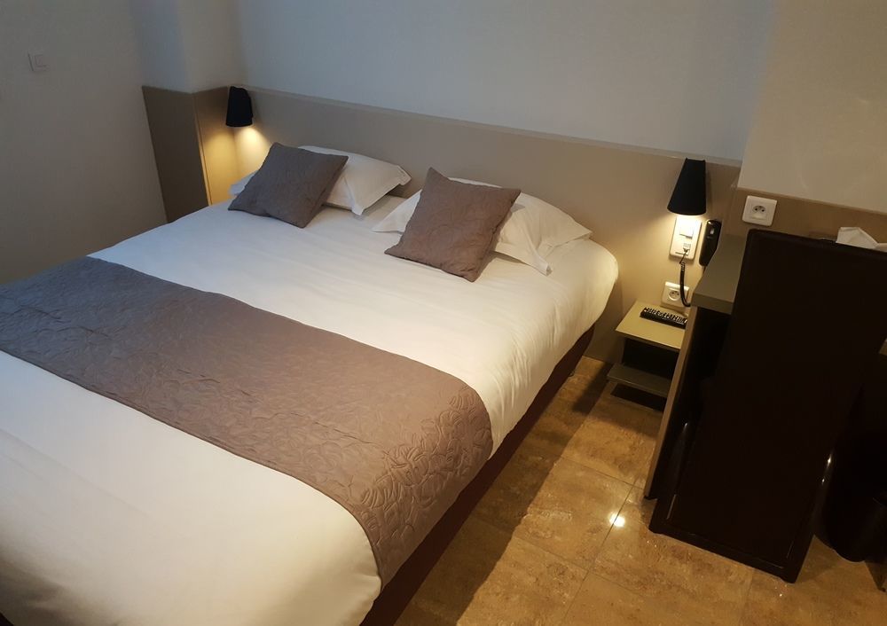 אונאי-סו-בואה Hotel Le Saint Germain מראה חיצוני תמונה