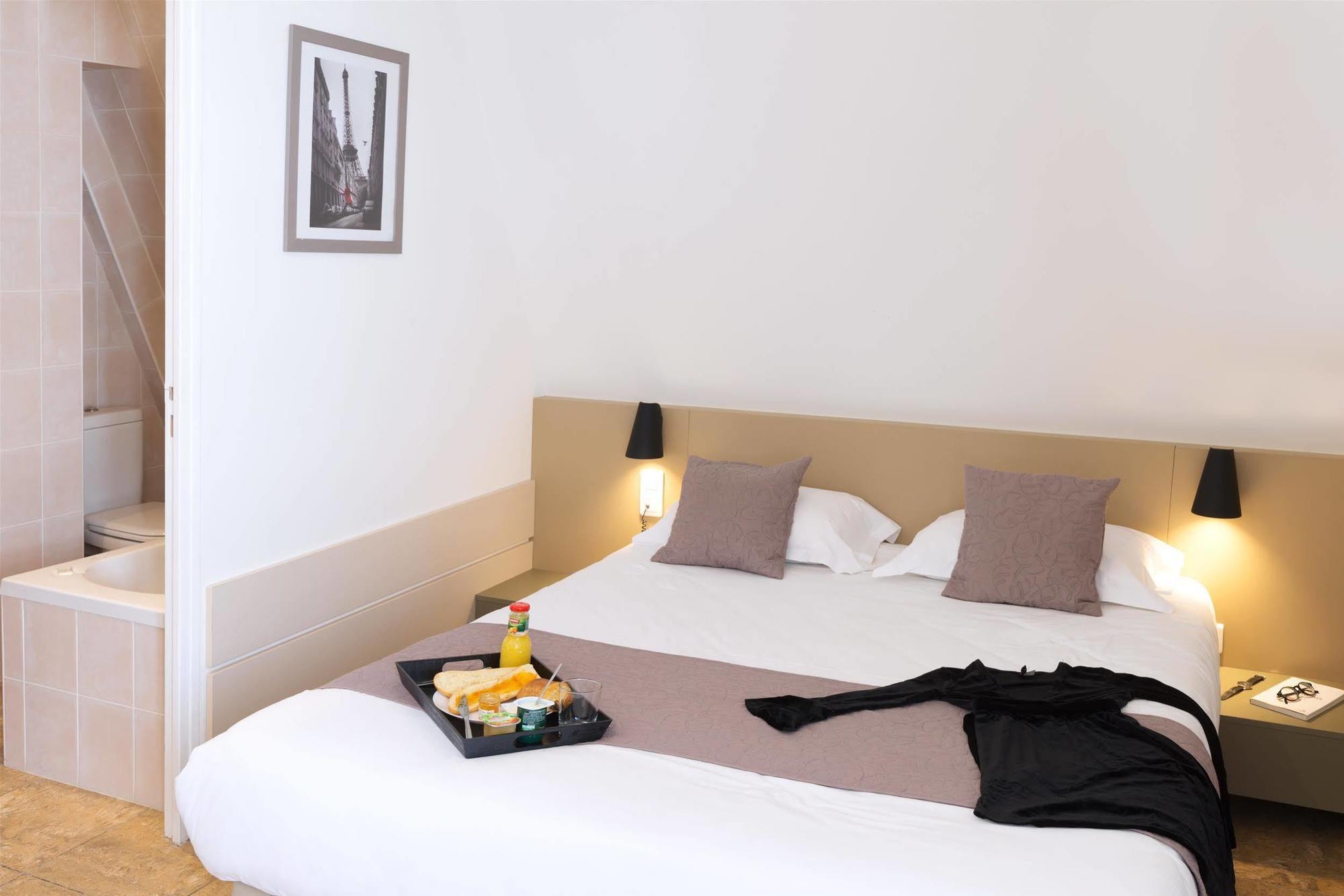 אונאי-סו-בואה Hotel Le Saint Germain מראה חיצוני תמונה